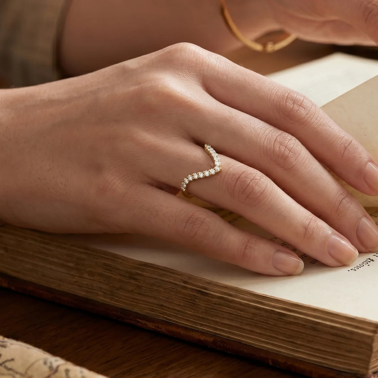 Veyra Ring