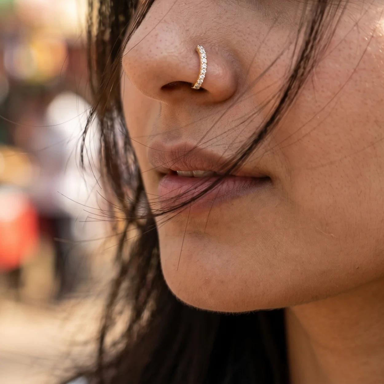 Glint Nose Pin