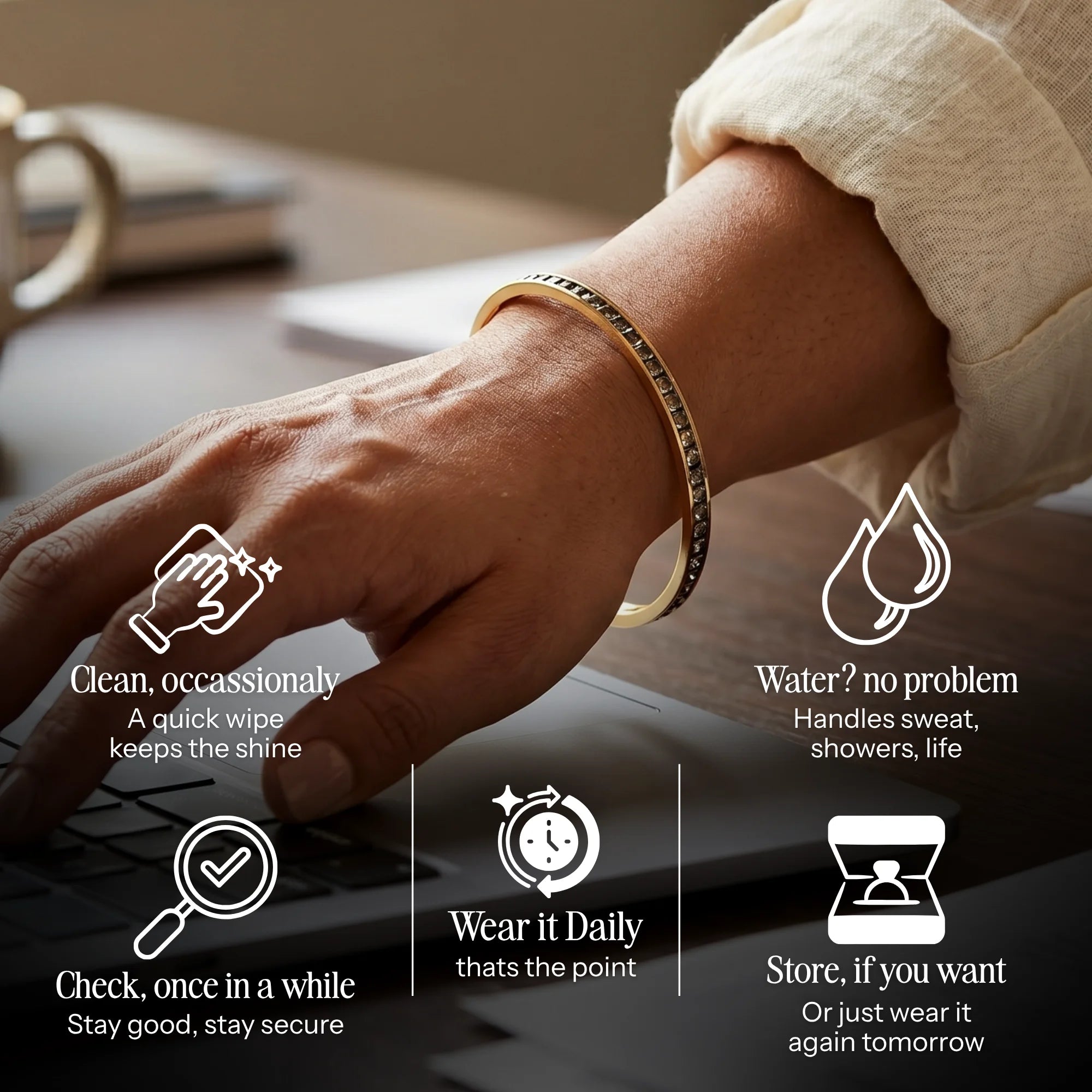 Emer loop Bracelet