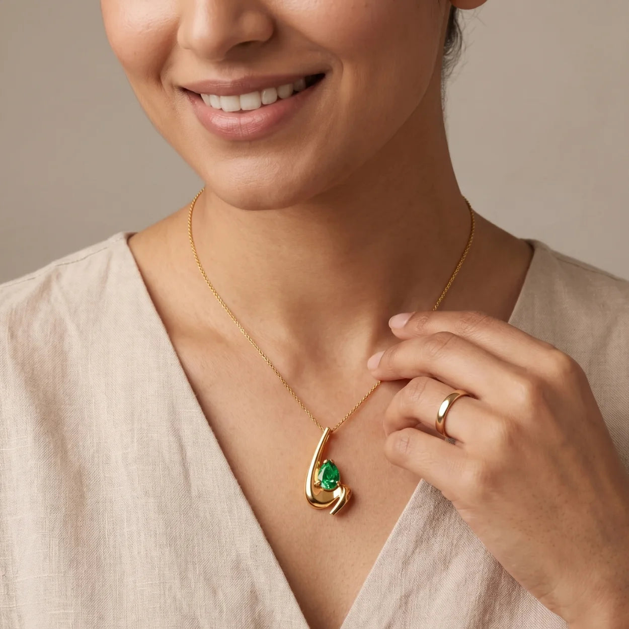Aura Pendant