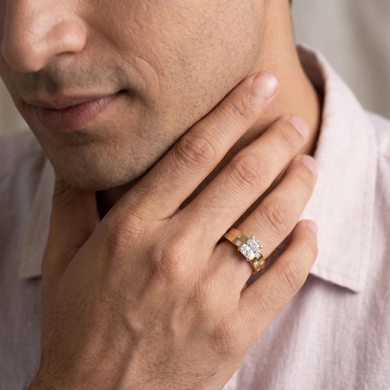 Axise Ring